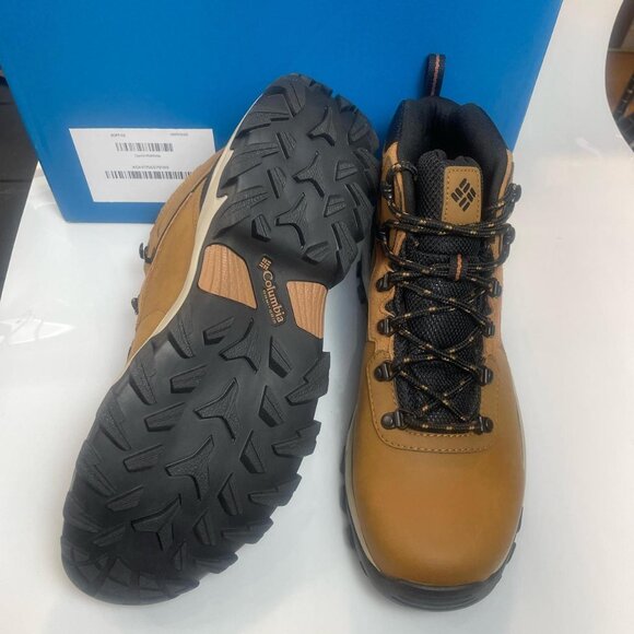 Columbia Outdoor Waterproof Boots - Picture 4 of 6